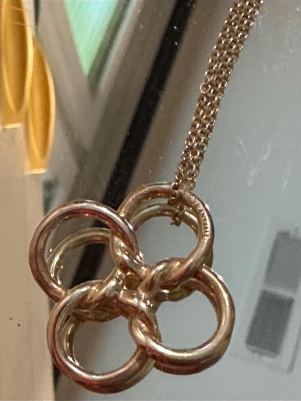 Tiffany & Co Gold Elsa Peretti Collection Interlocking Circle Pendant Necklace